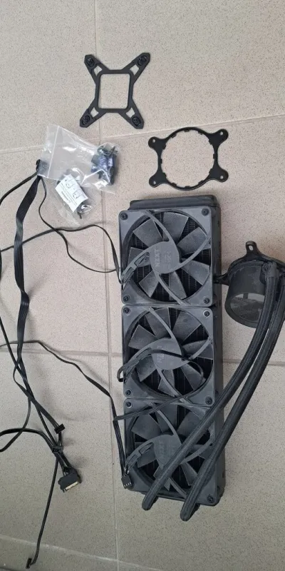 VODNÍ CHLAZENÍ...NZXT KRAKEN 360 mm