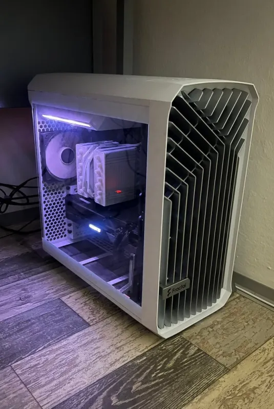 Fractal Design Torrent Compact White TG Clear ARGB