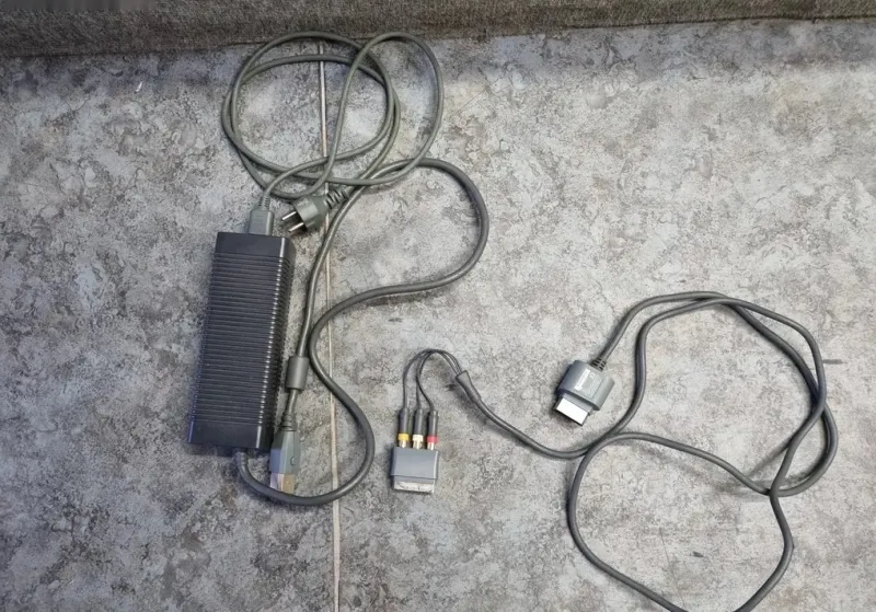 Xbox 360 Microsoft Napájecí Zdroj, Trafo + kabeláž