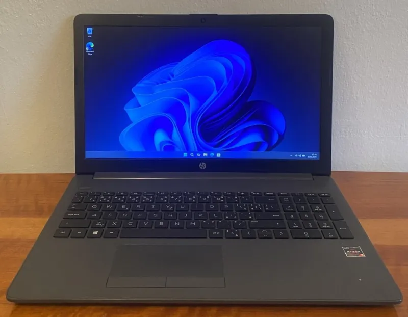 HP 250 G7 Ryzen 3, 8GB RAM DDR4, 128GB SSD, ZÁRUKA