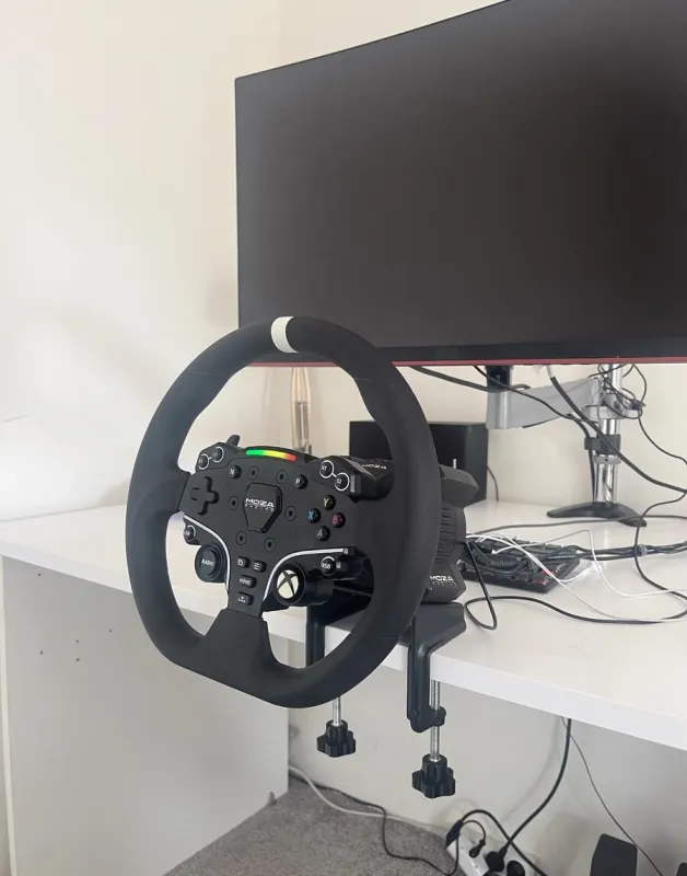 Moza R3 bundle (volant, pedály)