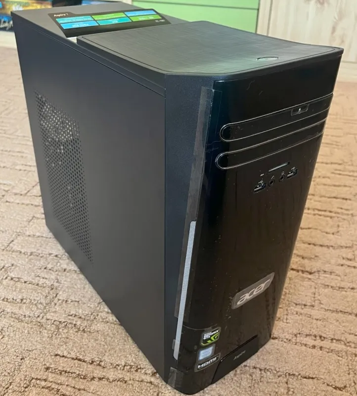 Acer Aspire TC-780 i5 7400/ 8GB RAM / 256 GB SSD / GTX 745